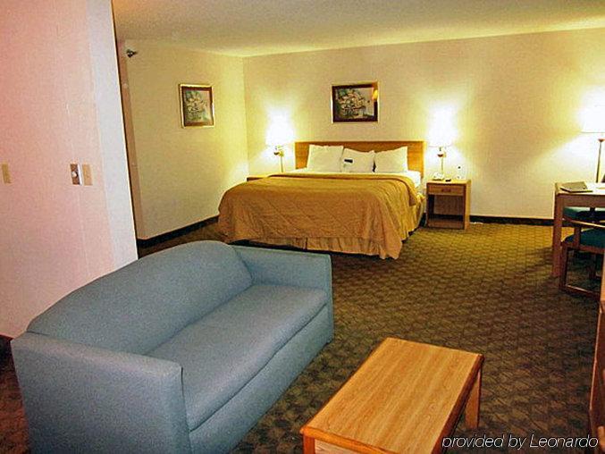 Motel 6-Metropolis, Il Exteriör bild