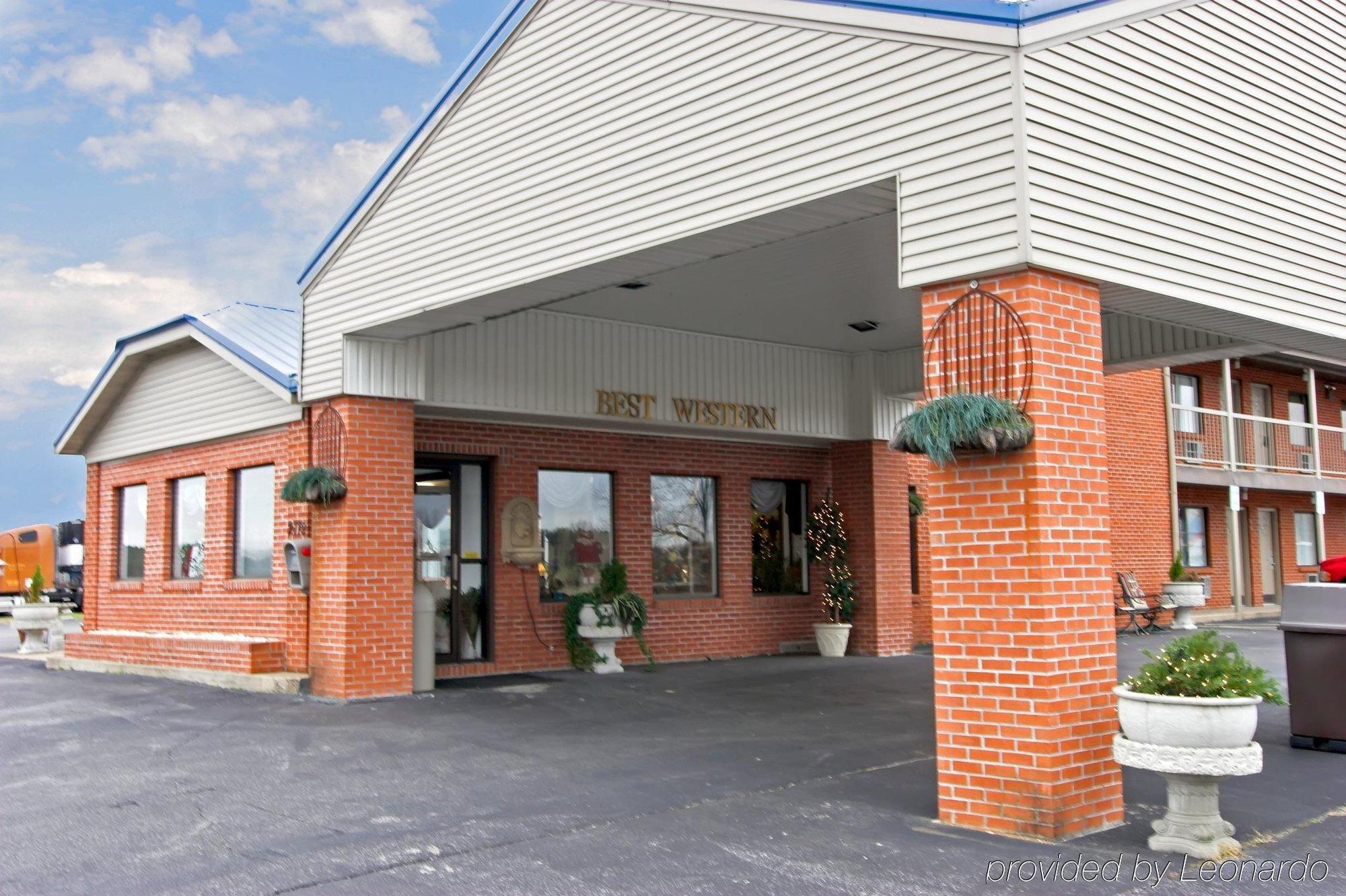 Motel 6-Metropolis, Il Exteriör bild